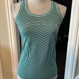 Lululemon tank top.